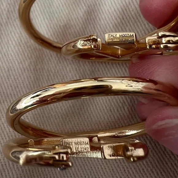 Authentic Louis Vuitton Spiral Hoop Earrings - Picture 8 of 15